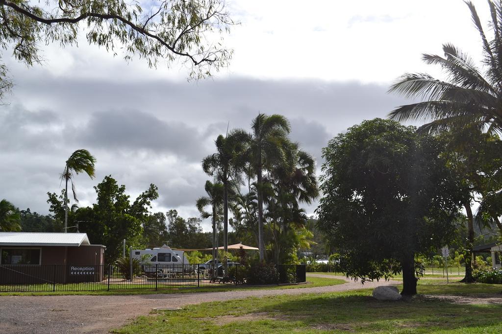 Dunk Island View Caravan Park Wongaling Beach ภายนอก รูปภาพ
